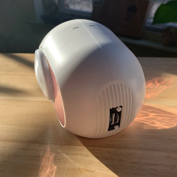 2 Mini Rose Golden Bluetooth Speakers - Picture 9 of 10